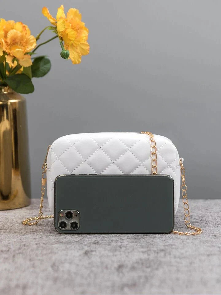 Urban Chic Crossbody Bag - Black
