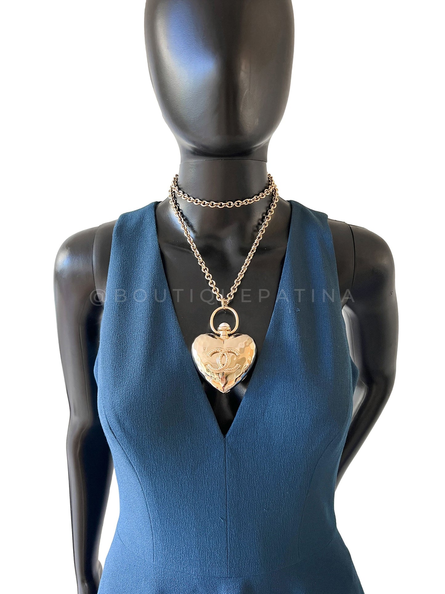 Chanel Giant Heart Locket Necklace 22C Pendant K2O